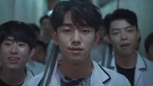 Poster del episodio 9 de Extracurricular online