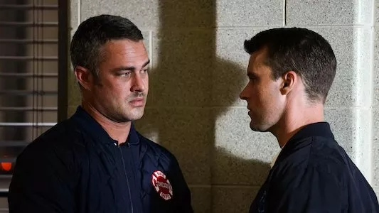 Poster del episodio 6 de Chicago Fire online
