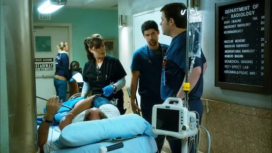 Poster del episodio 5 de Code Black online