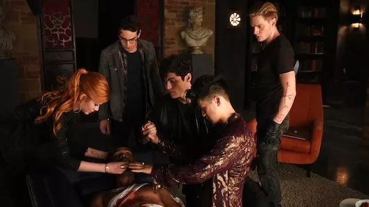 Poster del episodio 6 de Shadowhunters online