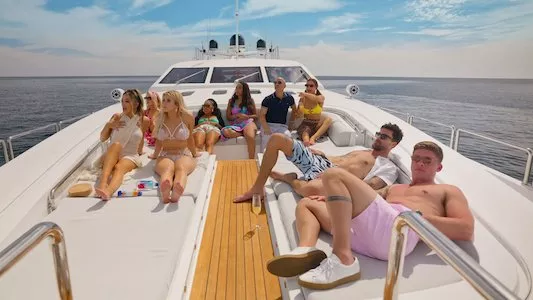 Poster del episodio 6 de Selling the OC online