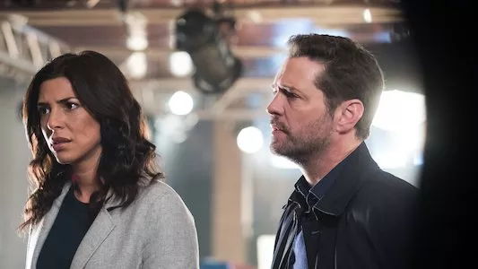Poster del episodio 10 de Private Eyes online