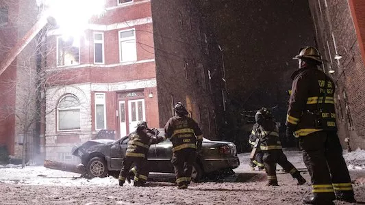 Poster del episodio 13 de Chicago Fire online