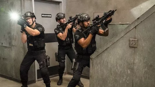 Poster del episodio 3 de S.W.A.T online