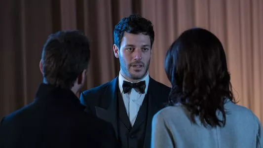Poster del episodio 5 de Private Eyes online