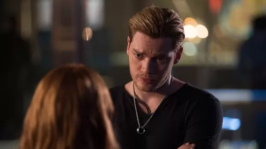 Poster del episodio 13 de Shadowhunters online