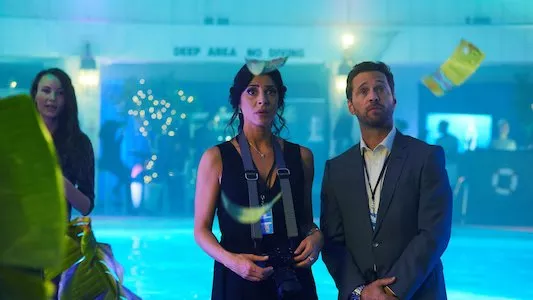 Poster del episodio 2 de Private Eyes online