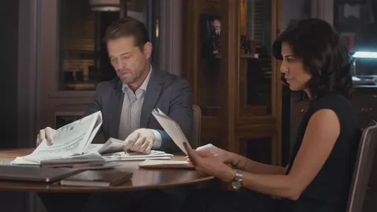 Poster del episodio 2 de Private Eyes online