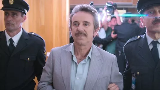 Poster del episodio 4 de Clanes online