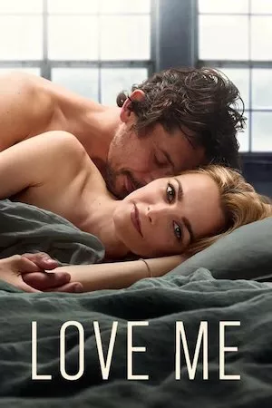 Poster Love Me (2021)